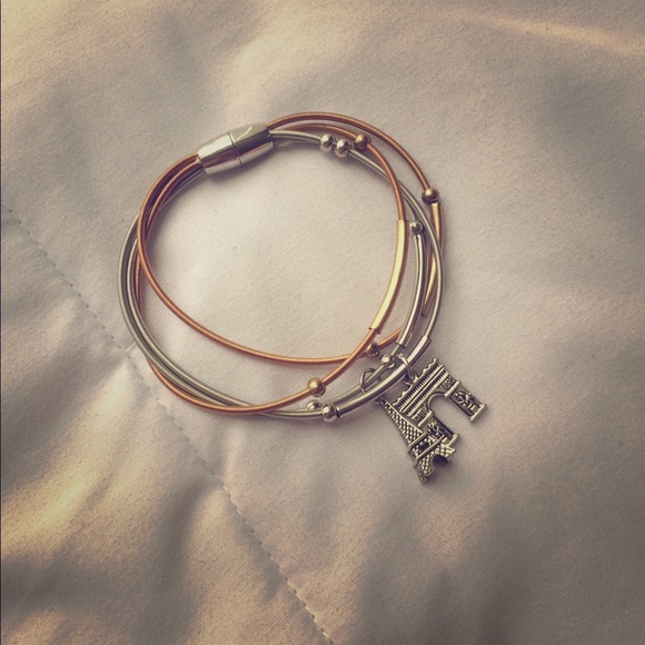 Bracelet - Picture 1 of 1